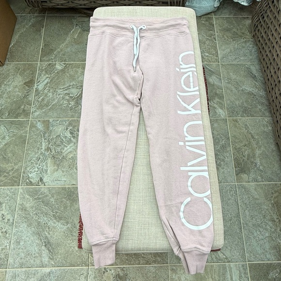 Calvin Klein women’s size S jogger sweatpants, pink - Picture 1 of 4